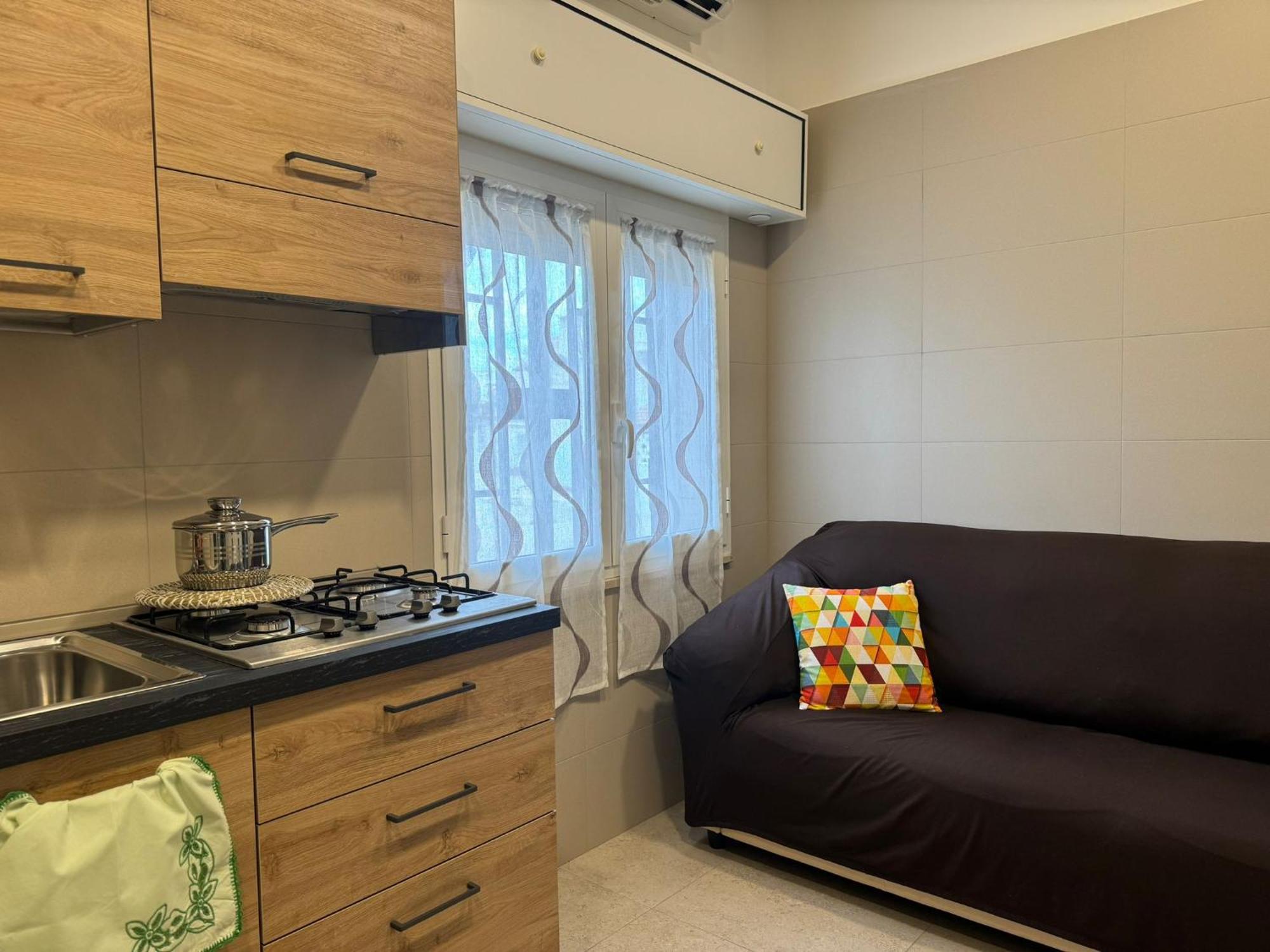 Casa Vacanze La Perla Rara Taranto Exterior photo